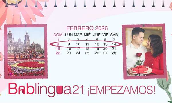 Un calendario del mes de febrero con imágenes de la celebración de San Valentín en el Zócalo de Ciudad de México