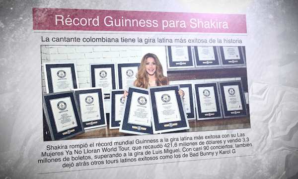 Un diario con una foro de Shakira y el titular: "Récord Guinness para Shakira"